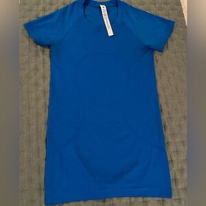 Lululemon swiftly t-shirt